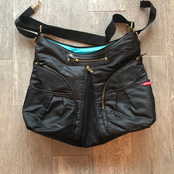skip hop versa diaper bag